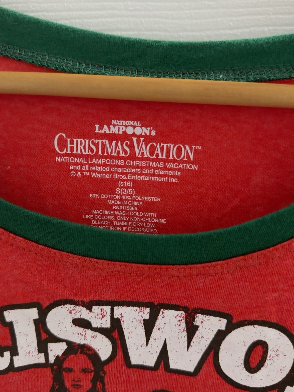 Christmas Vacation Griswold Family Red & Green Raglan Top - Picture 2 of 3